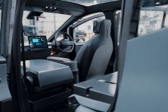 arrival-car_03