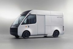arrival-van-02