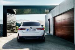 bmw-i4_05