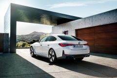 bmw-i4_06