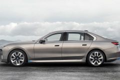 bmw-i7-2022_03
