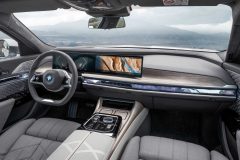 bmw-i7-2022_05