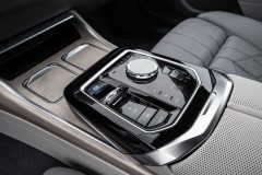bmw-i7-2022_10