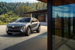 cadillac-lyriq_01