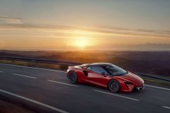 mclaren-artura_red_03