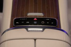 mercedes-benz-eqs_35