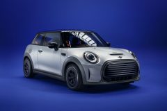 mini-cooper-se-strip_02