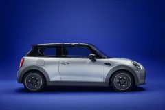 mini-cooper-se-strip_03