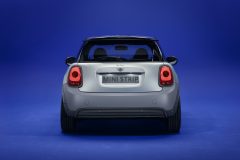 mini-cooper-se-strip_05