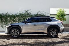 toyota-bz4x_03