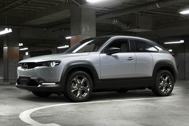 Кроссовер Mazda MX-30 станет гибридным