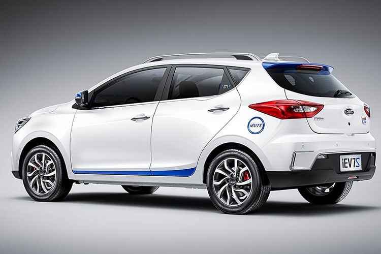 JAC iEV7S