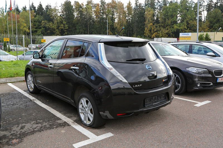 Nissan Leaf