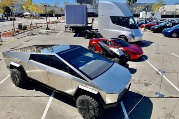 Tesla Cybertruck Roadster Semi