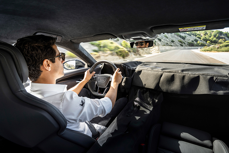 Audi RS e-tron GT Лукаса ди Грасси