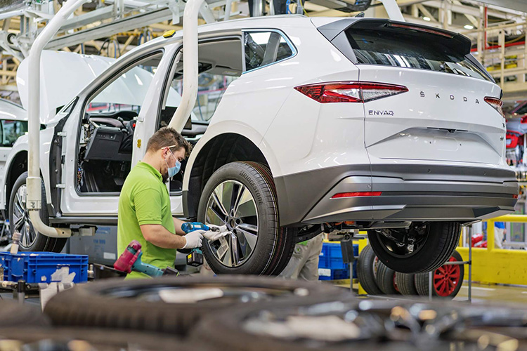 В Чехии стартовало серийное производство электрокара Skoda Enyaq iV