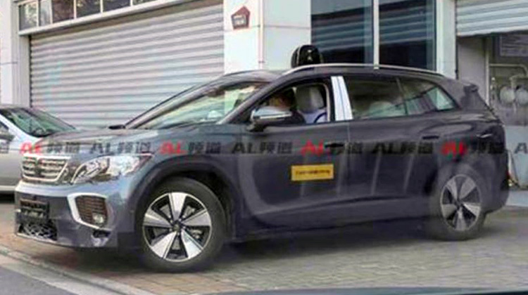 Volkswagen ID.6 шпионские фото