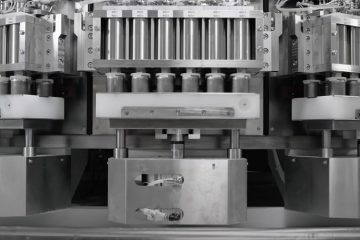 Tesla показала работу производства аккумуляторных батарей