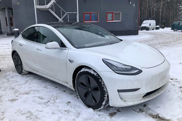 Tesla Model 3