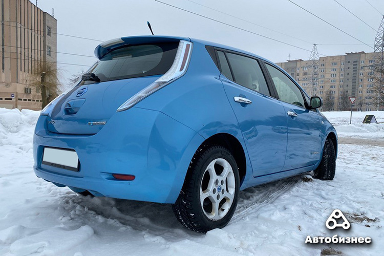 Nissan Leaf 2011
