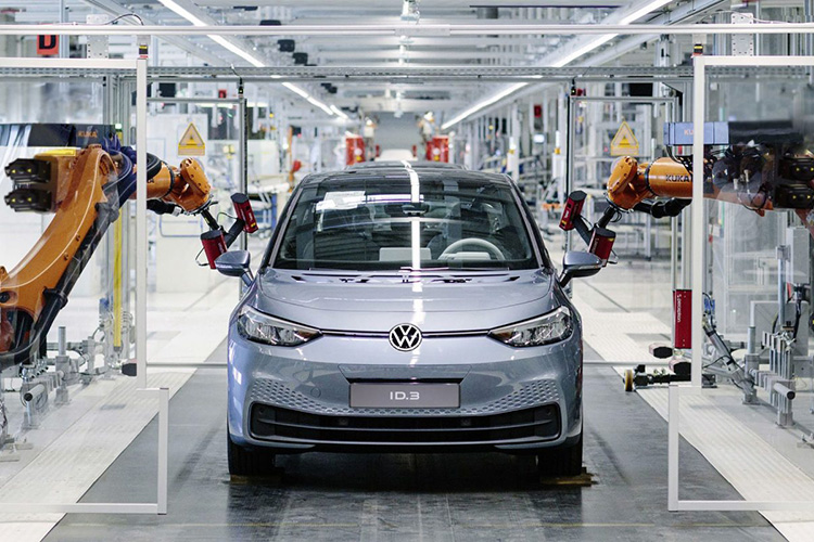 Volkswagen ID.3 на конвейере