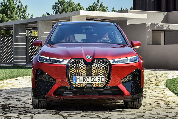 BMW iX Sport
