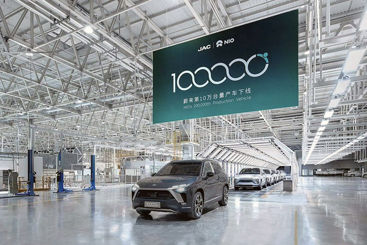 NIO выпустил 100-тысячный электромобиль