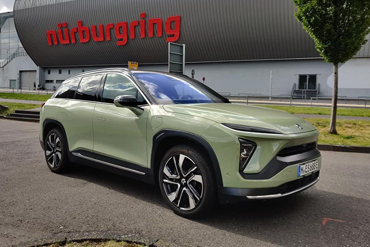 NIO ES6 на трассе Нюрбургринг