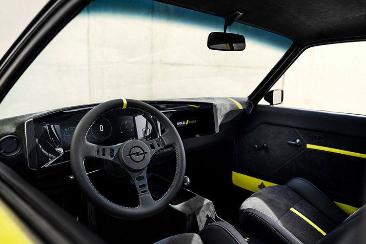 Opel Manta GSe ElektroMOD панель приборов