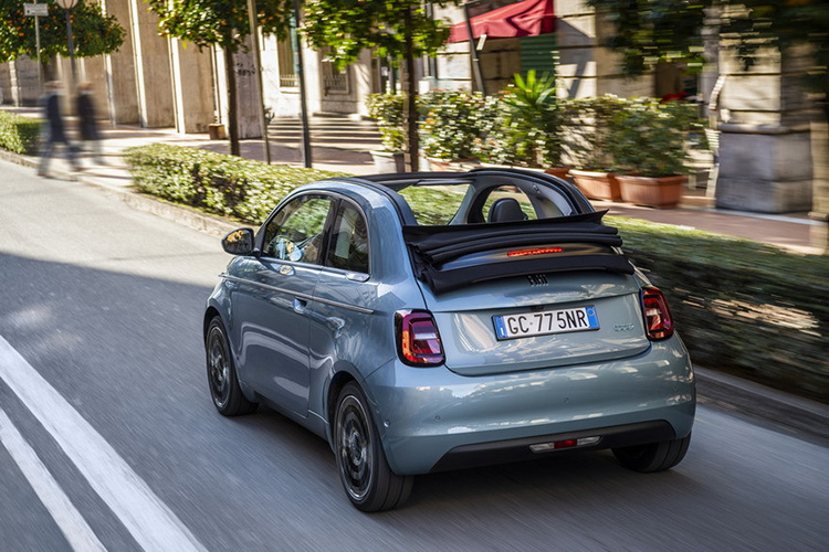 Fiat 500e кабриолет