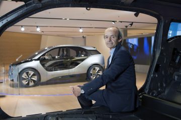 Концерн Apple нанял на работу Ульриха Кранца из BMW