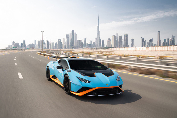 Lamborghini Huracan STO