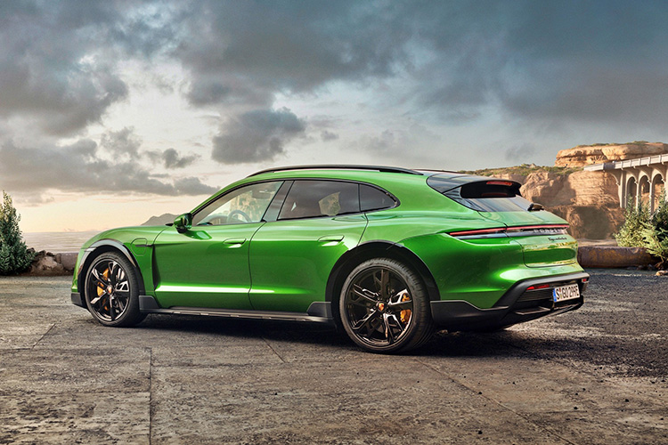 Porsche Taycan Cross Turismo