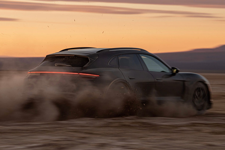 Porsche Taycan Cross Turismo