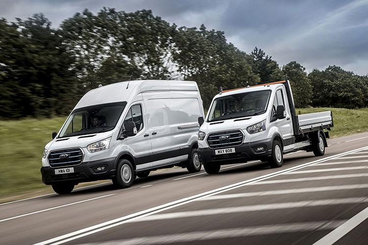 Ford E-Transit фургон бортовой грузовик