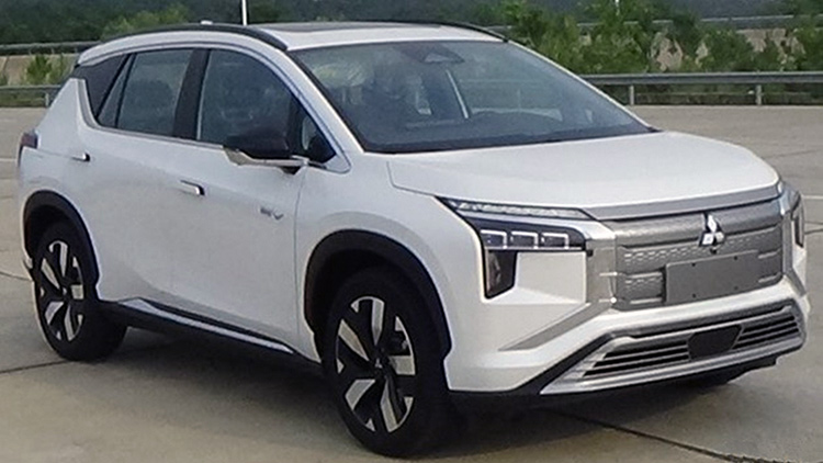 Mitsubishi Airtrek EV