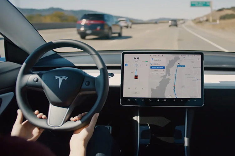 автопилот Tesla