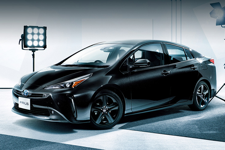 Toyota Prius Touring Selection Black Edition