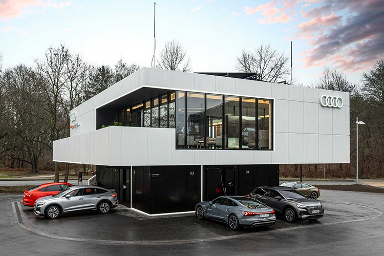 Audi EV Charging Hub зарядный центр