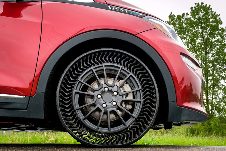 безвоздушные шины Michelin Uptis на Chevrolet Bolt