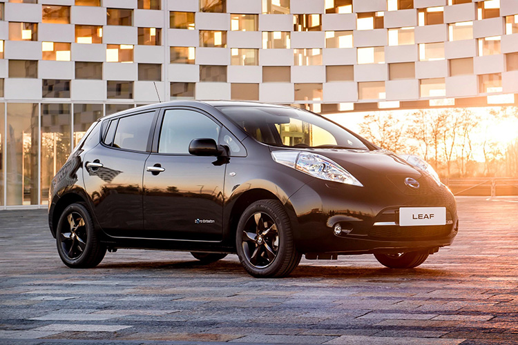Nissan Leaf первого поколения