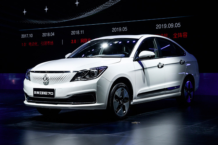 Dongfeng Aeolus E70