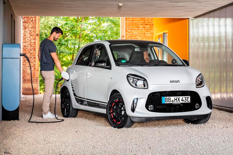 Smart EQ Forfour