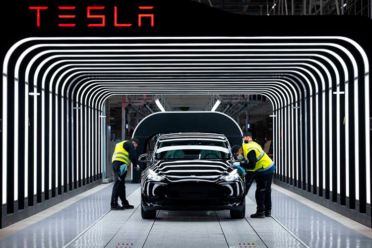Tesla Giga Berlin контроль качества