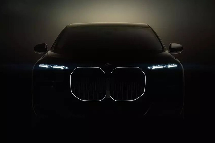 BMW i7 тизер