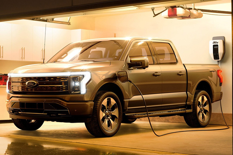 Ford F-150 Lightning Зарядное устройство для питания дома