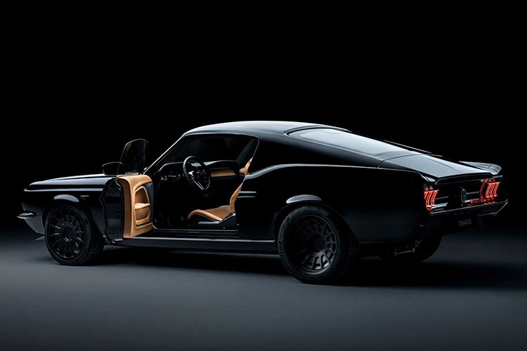 Электрический Mustang от Charge