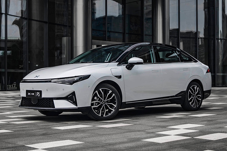 XPeng P5