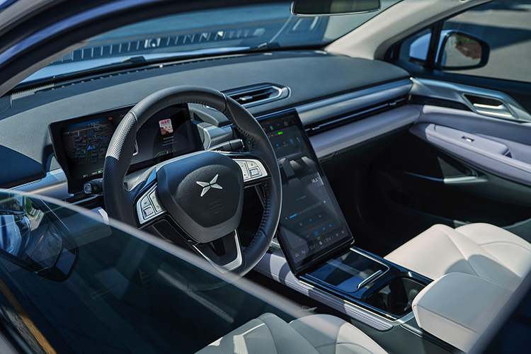 XPeng P5