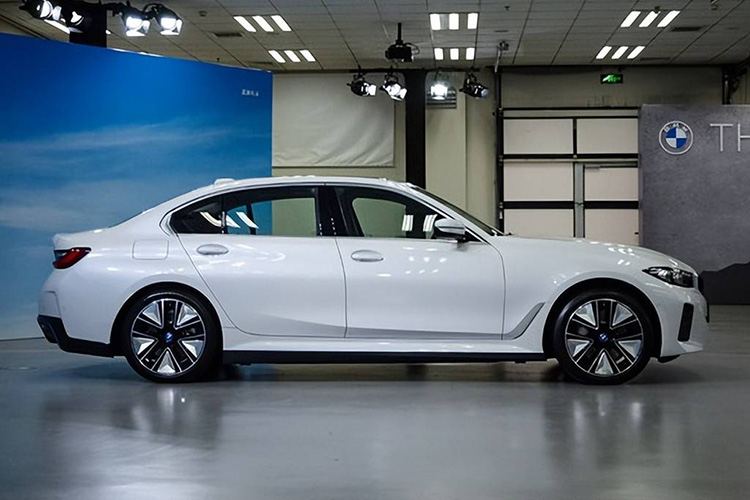 BMW i3 eDrive35L